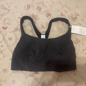 Lululemon Wunder Train sports bra NWT!